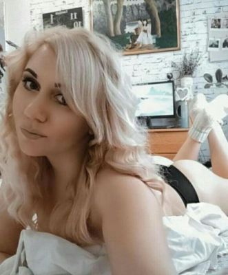 заказать путану в Домодедово (Лена, 23 лет)