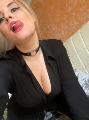 снять шлюху (Алина, от 3000 руб. в час)